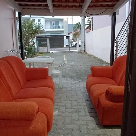 Apartamento Terreo Com Ar Condicionado E 2 Suites Bem Localizado Garopaba Exteriör bild